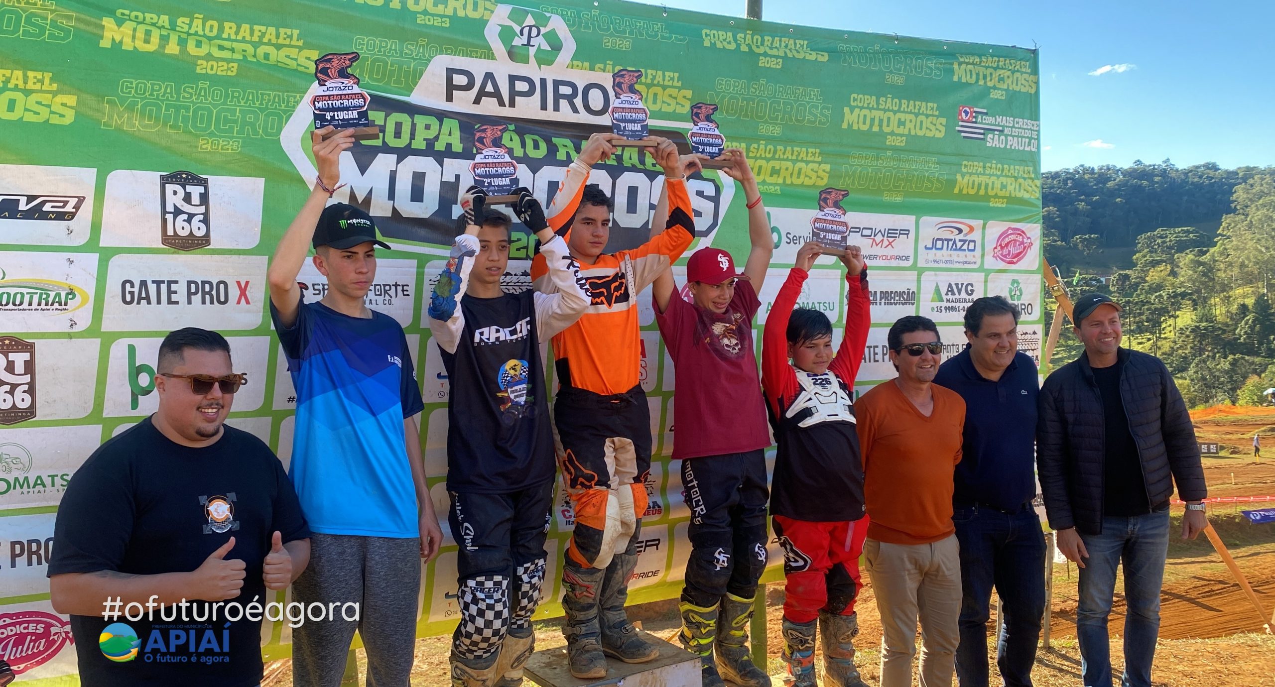 Torneio de motocross com apoio da Prefeitura volta agitar a Praia da Ponta  Branca - Prefeitura Municipal de Tefé